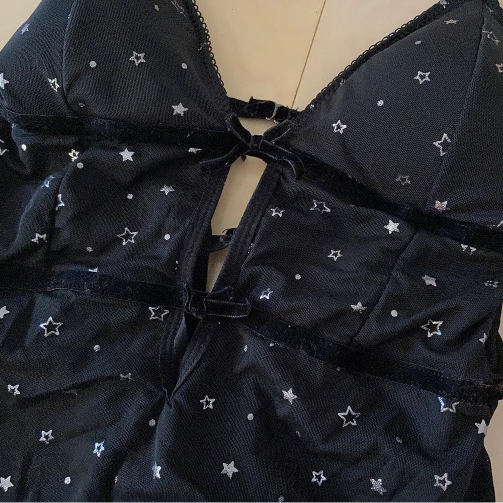 Forever 21 Black Star Bodysuit - Picture 4 of 6